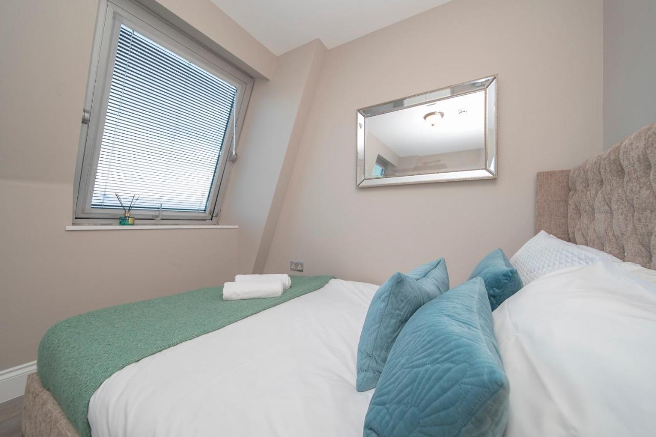 Apartment Flash Sales Offer - Any Week Day No Minimum Night Restrictions Centre Seafront 1 Bedroom Flat Bn1gre38 *
